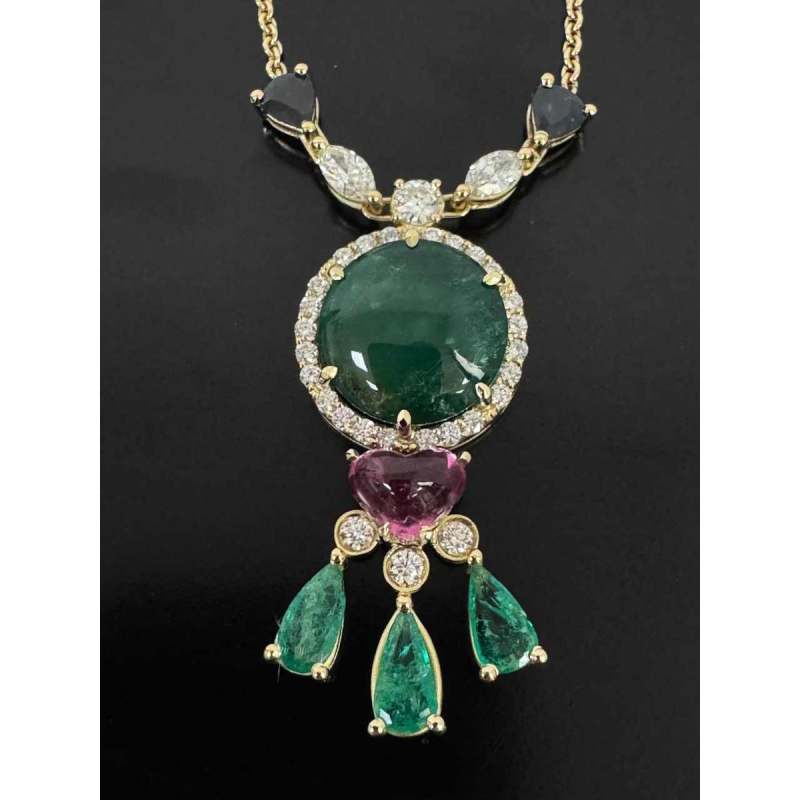 Pendentif or jaune 18 carats, diamants, émeraude cabochon & pierres précieuses