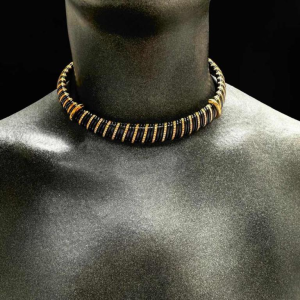 Necklace in yellow gold, black steel & diamonds