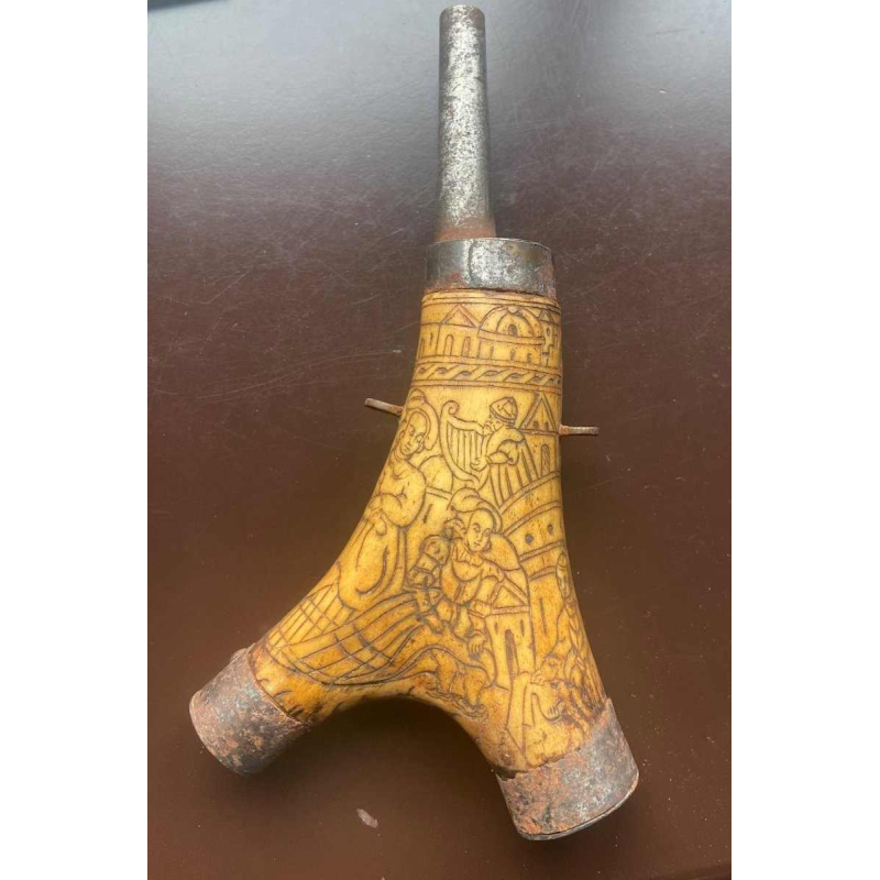 17th-18th century deer antler powder flask