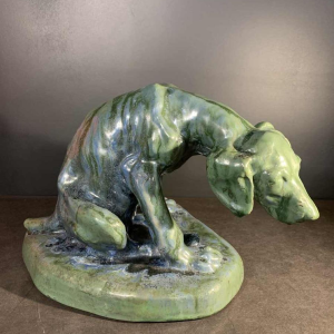 DOMIEN INGELS & ROGER GUERIN, Braque Jachthond Bouffioulx Steengoed Sculptuur 1920s