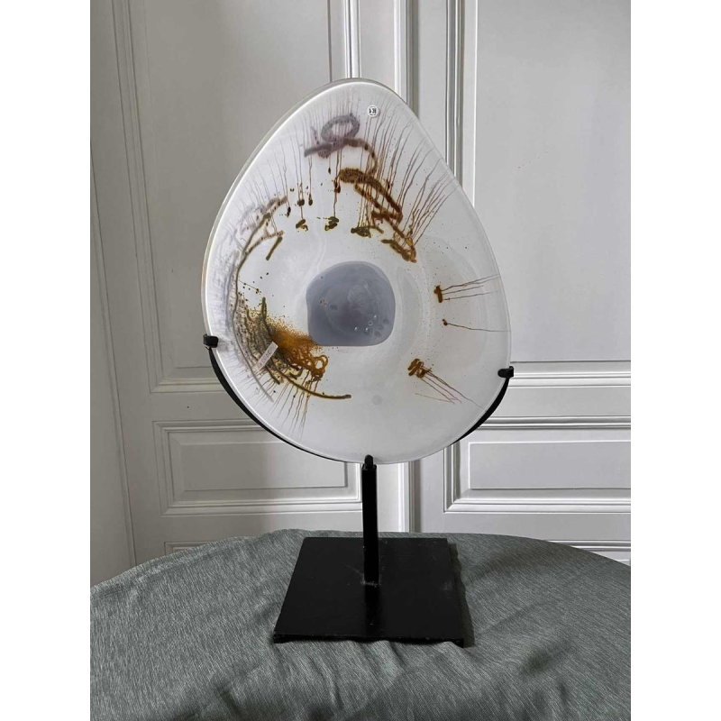 Alfred COLLARD, grande sculpture en verre à décor dinclusions montée sur socle acier, 2002