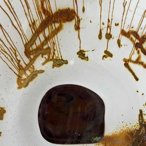 Alfred COLLARD, large glass sculpture decorated with inclusions, mounted on a steel base, 2002