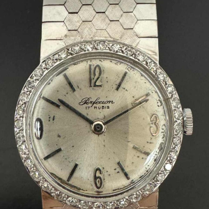Montre de luxe en or 18 kt avec diamants