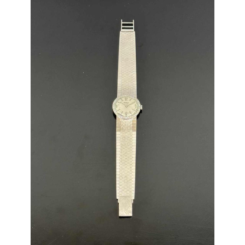 Luxury watch, 18kt gold with diamonds