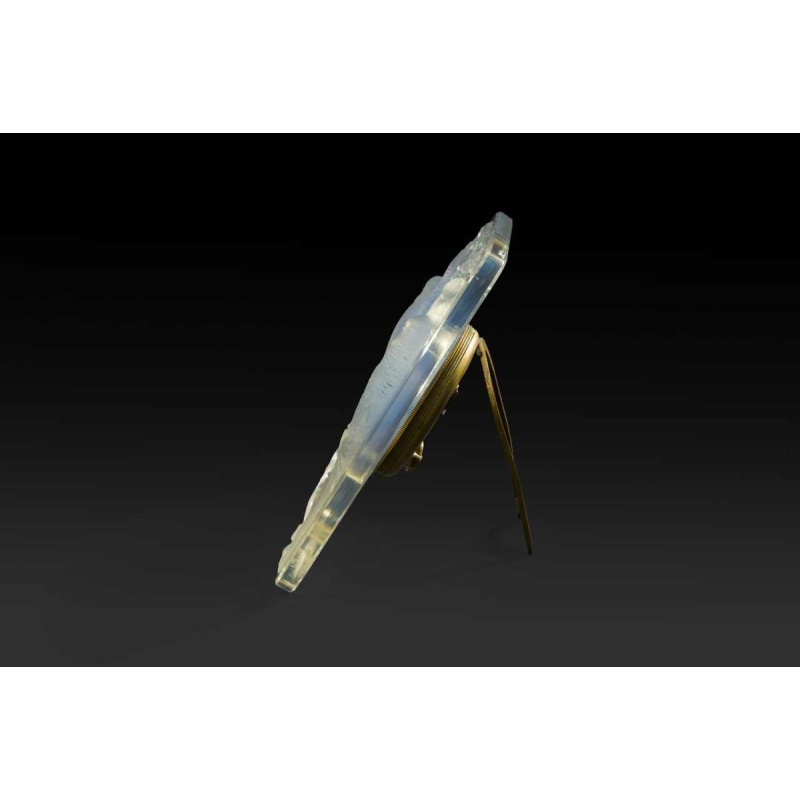 Pendulette 8 jours « INSEPARABLES » (1926) de RENE LALIQUE (1860-1945) :