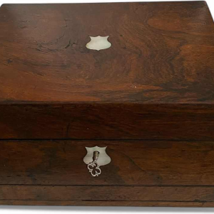 Boîte / coffret à bijoux en palissandre d'époque victorienne, Royaume-Uni XIXe s