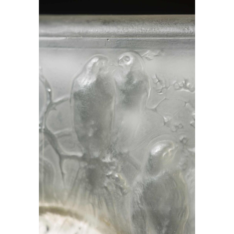 Pendulette 8 dagen “VIER PARKIETEN'” (1920) van RENE LALIQUE (1860-1945)