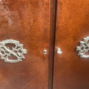 Art Deco sideboard, glossy lacquered amboyna veneer, furniture fully restored, ca 1930