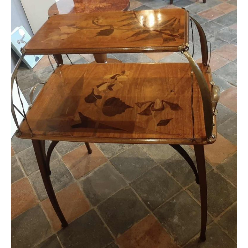 Léon Benouville, Art Nouveau tea table, floral marquetry decoration, ca 1900