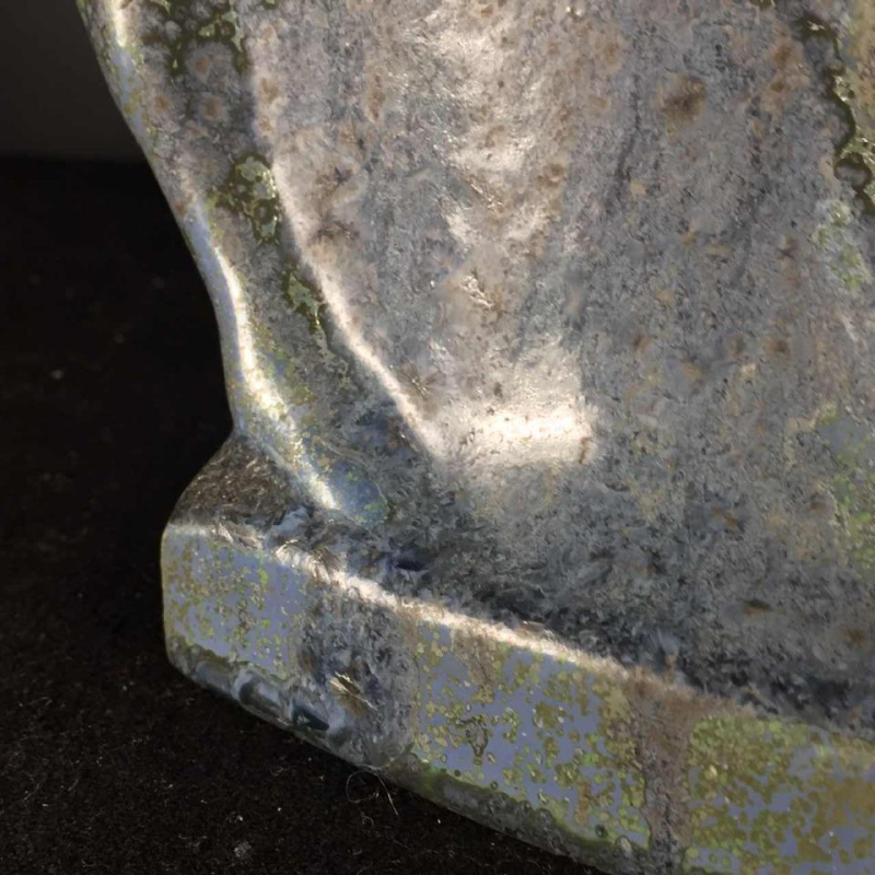 Thierry Van Rijswijck pour Roger Guérin, Sculpture animalière Art Déco, Faon / Biche en grès, 1930s