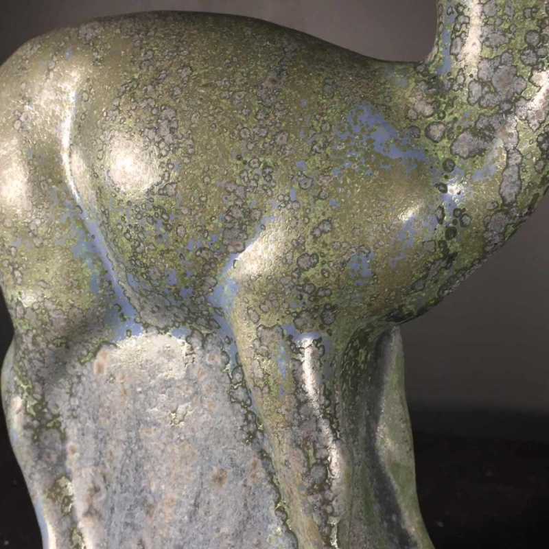 Thierry Van Rijswijck voor Roger Guérin, Art Deco dierlijke steengoed sculptuur, Fawn / Hinde, 1925s