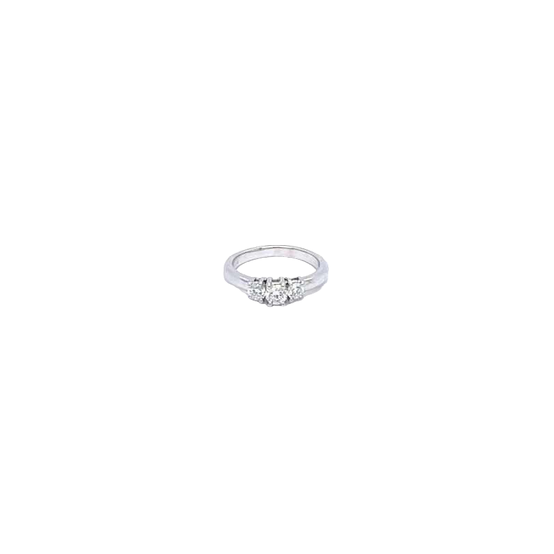 Bague Trilogie en or blanc et diamants