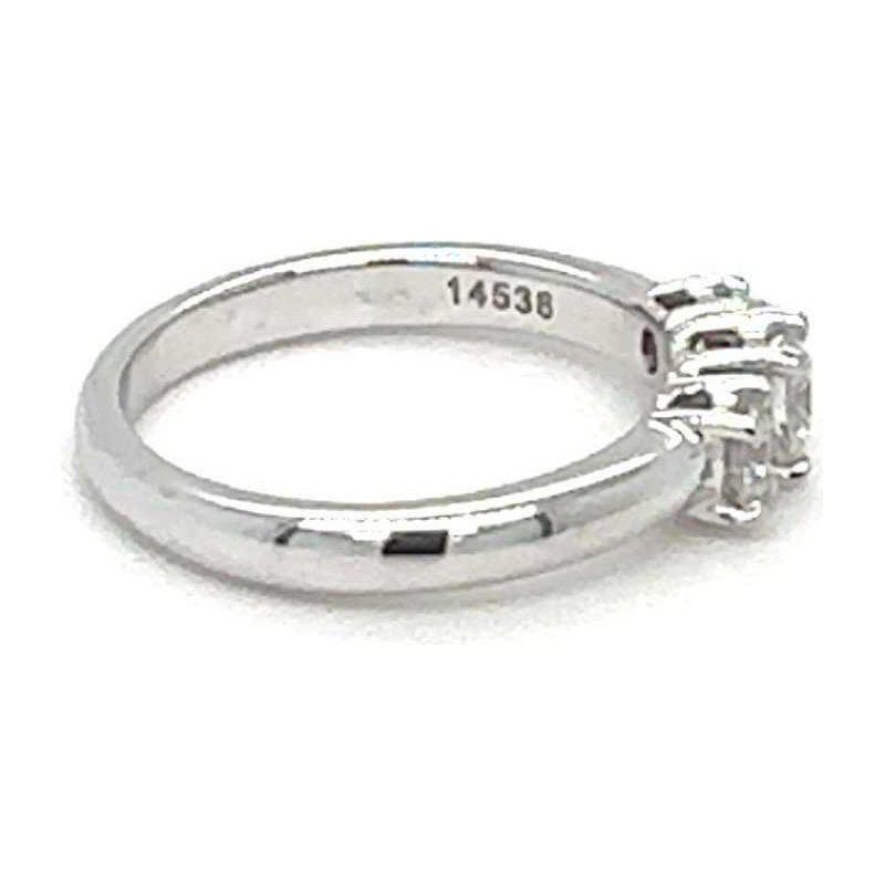 Bague Trilogie en or blanc et diamants