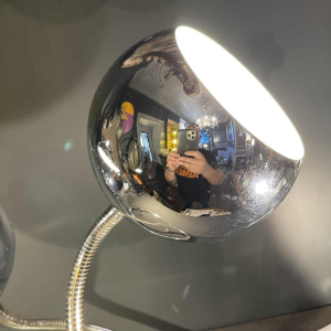 GOFFREDO REGGIANI, Lampe flexible " Slangenoogbollen ", acier chroom 1970