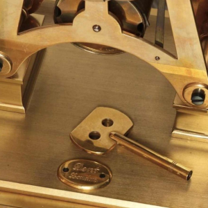 Messing skeletklok van Dent London