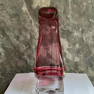 Alfred COLLARD, sculpture en cristal overlay triplé noir/hyalite, 2004