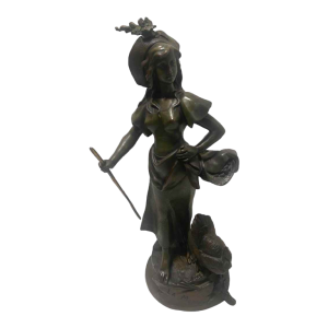 De mascotte van Auguste Dewever ondeugend bronze