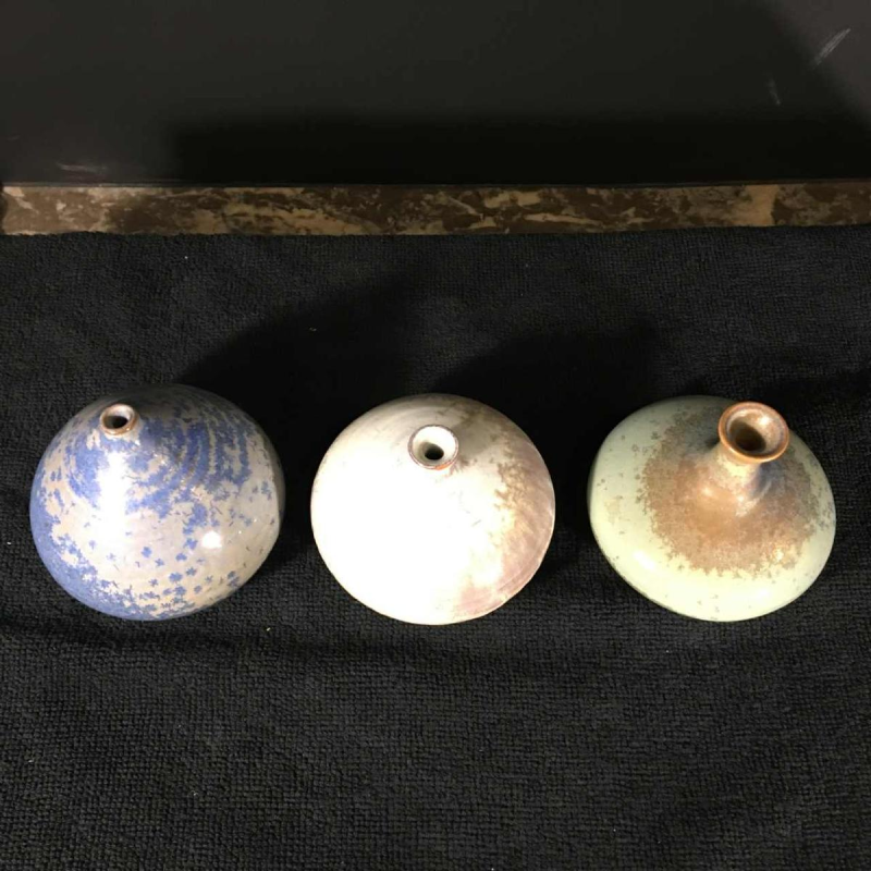 ANTONIO LAMPECCO, Series of 3 small ceramic vases, circa 1970