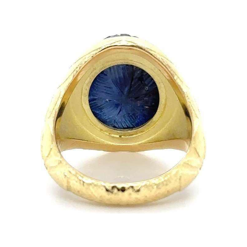 Bague homme, or jaune avec saphir cabochon