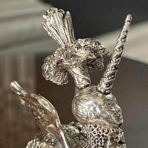 CHRISTIAN LACROIX voor CHRISTOFLE "Unicorn Sphynx" sculptuur & papierpers 1998