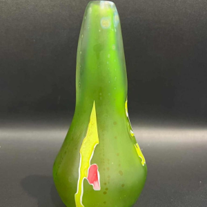 Louis LELOUP, soliflore vase in jade green glass decorated with inclusions, 1981