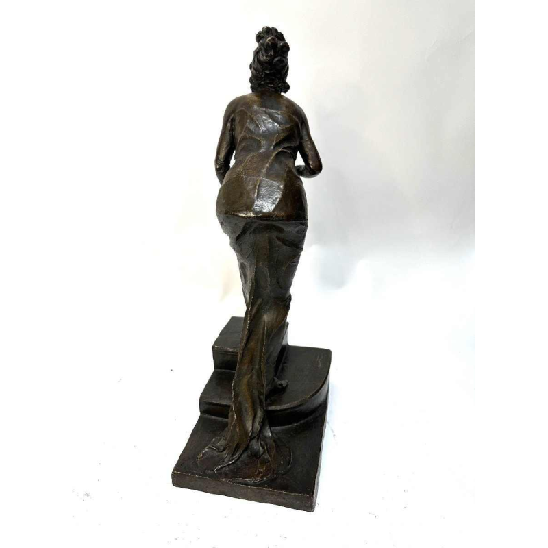 Pierre Henri Van Perck "Elégante à lEventail" sculpture en Bronze, 1911