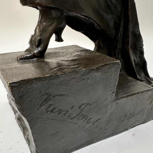 Pierre Henri Van Perck "Elégante à lEventail" sculpture en Bronze, 1911