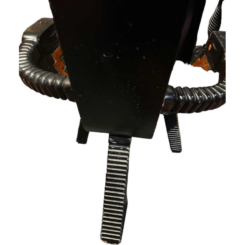 Seat: solid wood sculpture probably produced in Eastern Europe