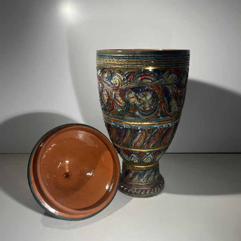 Louis Waem voor Maîtrise de Nimy, polychrome keramische dekselvaas, jaren 40