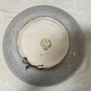 Plat Longwy émaillé cloisonné à décor d'échassiers, céramique