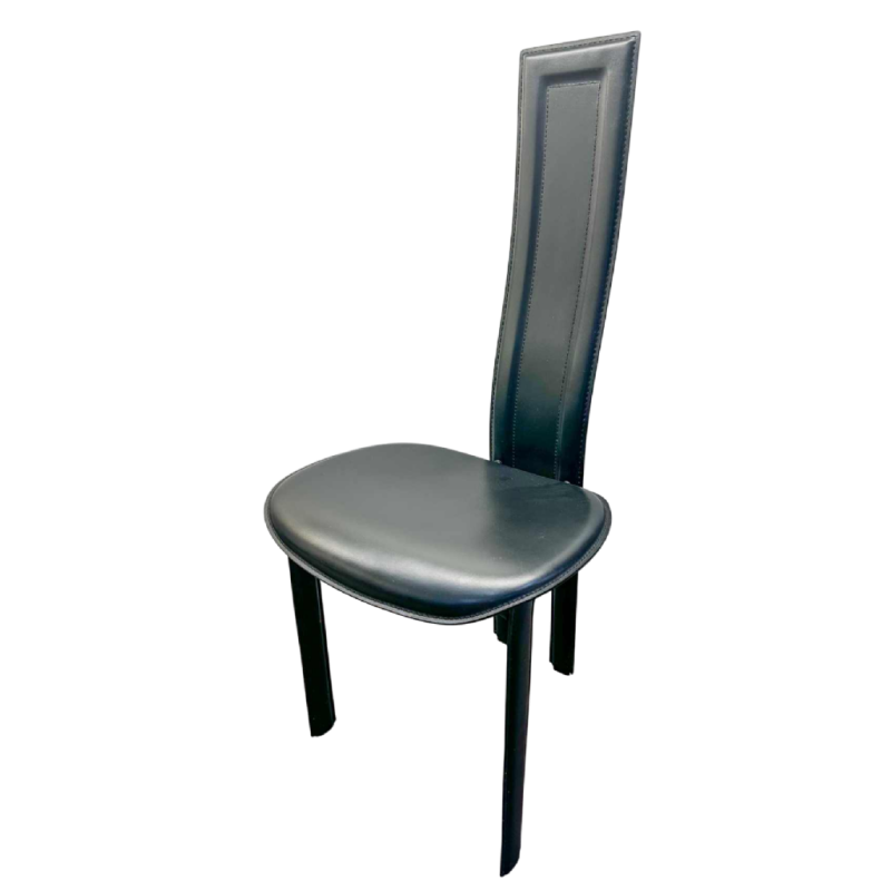 Suite de 4 chaises en cuir noir, Design du 20e siècle