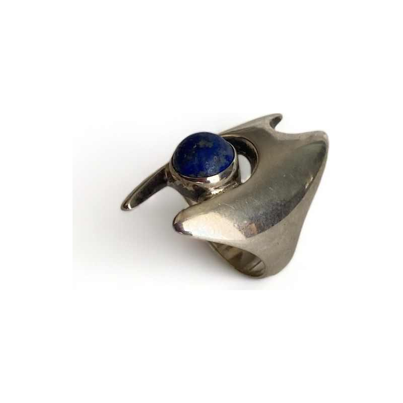 Georg Jensen for Henning Koppel, solid silver ring set with a lapis lazuli (n°139)