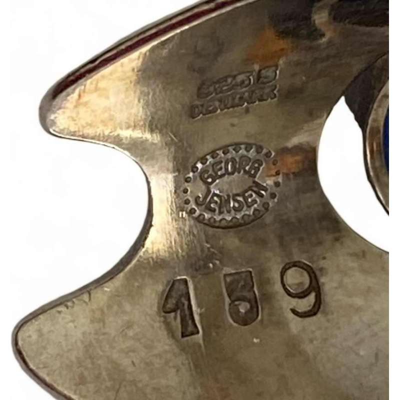 Georg Jensen voor Henning Koppel, massief zilveren ring bezet met lapis lazuli (n°139)