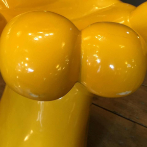 Fauteuil "Hand" in polyester, onbekende ontwerper