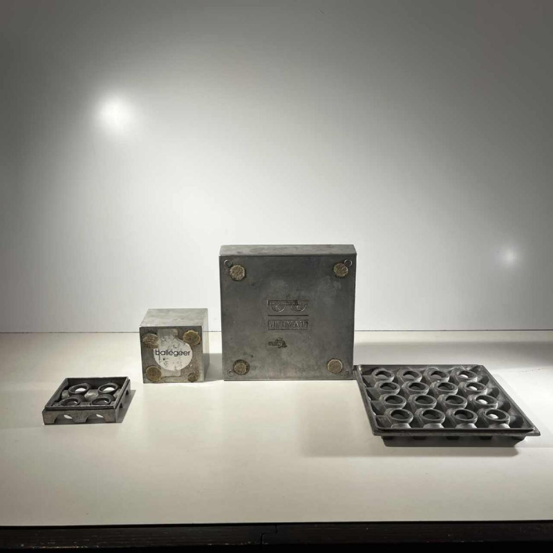 LJUNGBERG & BACKSTRUM / DIVERSE TING & BALLEGEER “Ultima15“ set of 2 brutalist ashtrays, cast aluminum, ca 1970