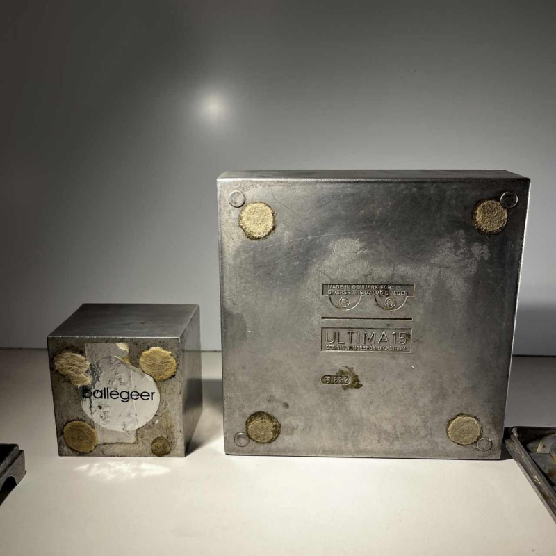 LJUNGBERG & BACKSTRUM / DIVERSE TING & BALLEGEER “Ultima15“ set of 2 brutalist ashtrays, cast aluminum, ca 1970