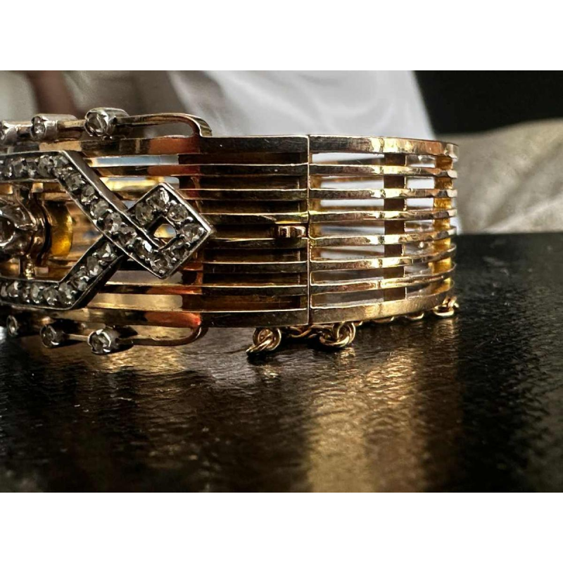 Armband van massief geelgoud en diamanten in rozekant, 20e eeuw