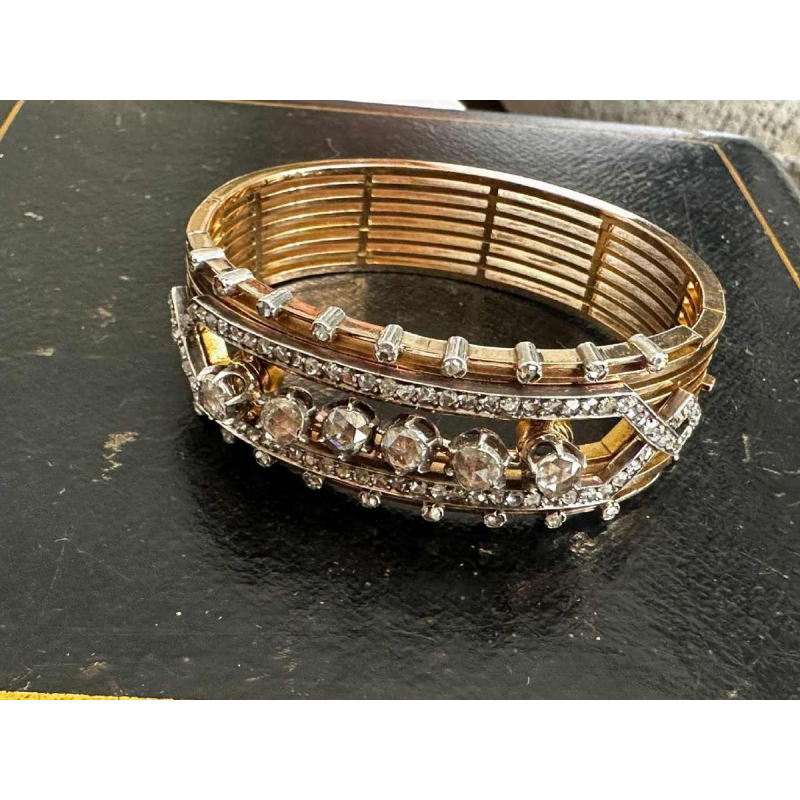 Bracelet or jaune massif et diamants taille rose, 20e siècle
