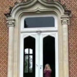 Encadrement de porte de château en pierre calcaire, Style Gothique 19ème siècle