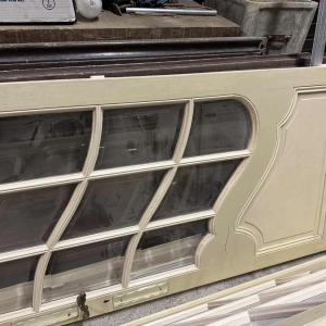 Lodewijk XV stijl dubbele getoogde glazen deur, facet geslepen glas, 20e eeuw