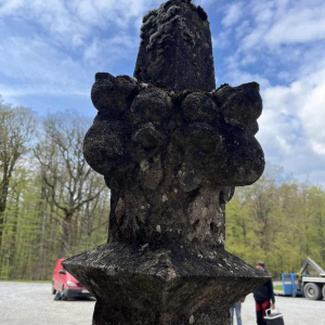 Large pinnacle, column capital, chapel coping stone, limestone, Gothic style, 19th century