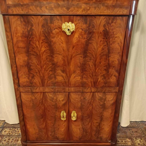 Secrétaire / Bureau à abattant, acajou & bronze, époque Restauration, XIXe s