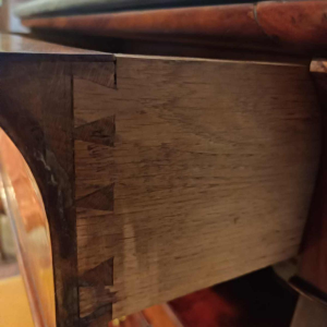 Secrétaire / Bureau à abattant, acajou & bronze, époque Restauration, XIXe s