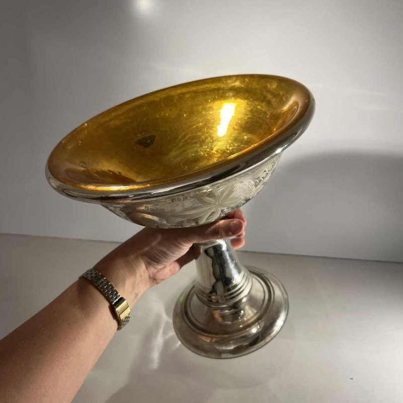 Coupe en verre mercurisé & doré dit “sulfure“ soufflé, décor floral gravé à l'acide, fin XIXe