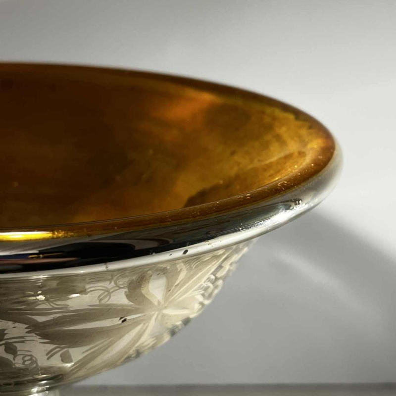 Blown mercury and gilded “sulfide” glass bowl, acid-etched floral decoration, late 19th century