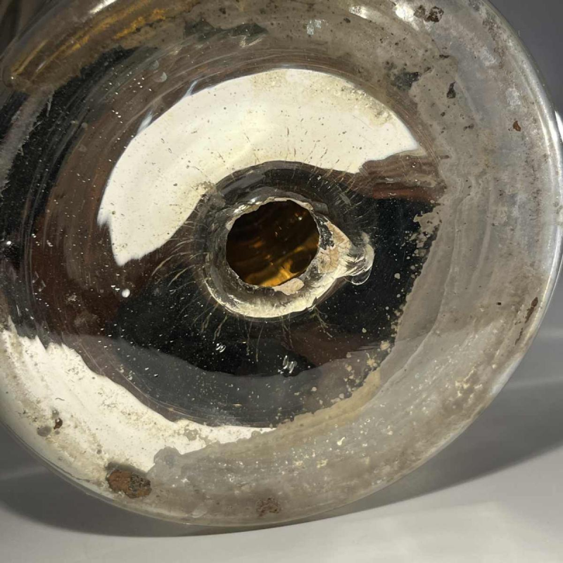 Blown mercury and gilded “sulfide” glass bowl, acid-etched floral decoration, late 19th century