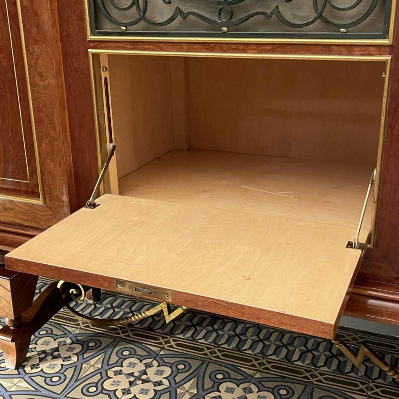 Art Deco dressoir of bar, diverse fineren, brons en ijzerwerk, ca 1930-1940
