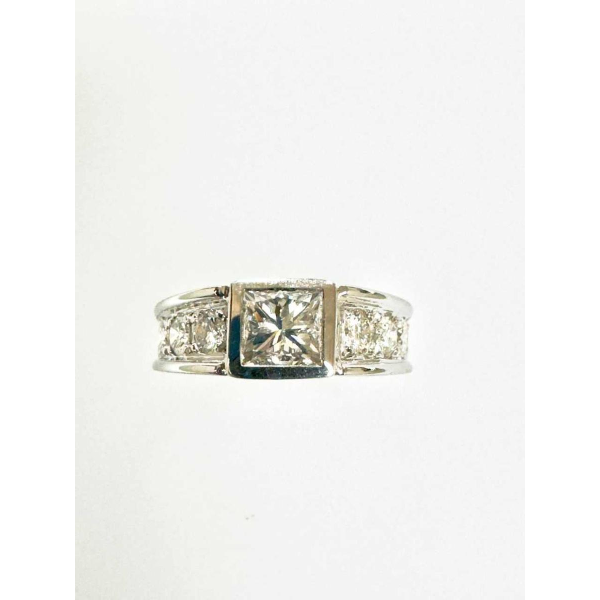 Bague Princesse & Diamants Rondes Or Blanc 18kt