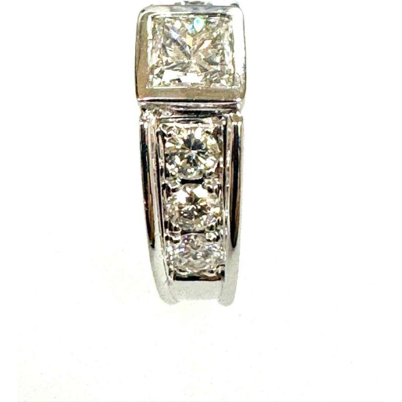 Prinsessenring, diamanten en witgoud