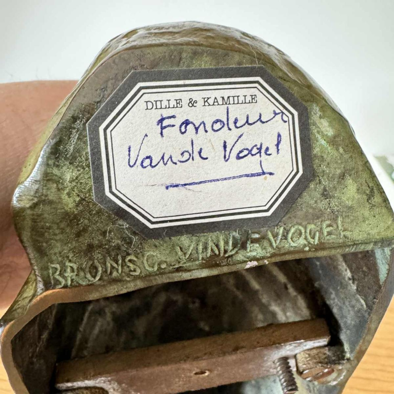 Frans van Ranst (1906-1987): "Young woman's bust"